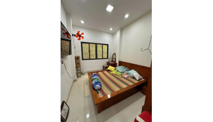Hiếm Thoại Ngọc Hầu - HXH 10m - 68m - 3 tầng - Kinh Doanh tốt